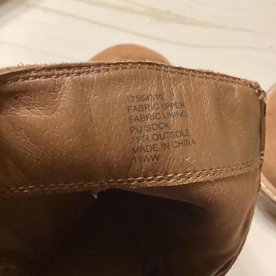 Brown boots