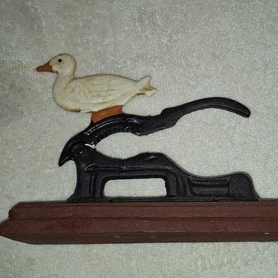 Goose nutcracker