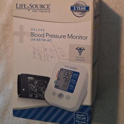 Blood pressure monitor