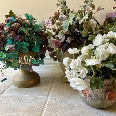Floral Home Decor Lot #4