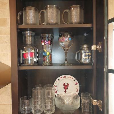 Kitchen cabinet lot 1