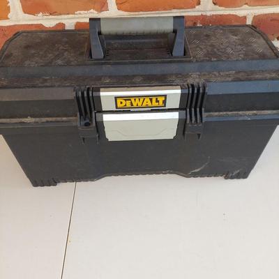 Dewalt Dwe305 reciprocating saw
