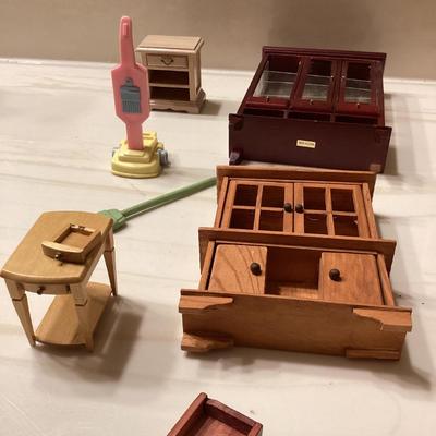 Doll house furniture
