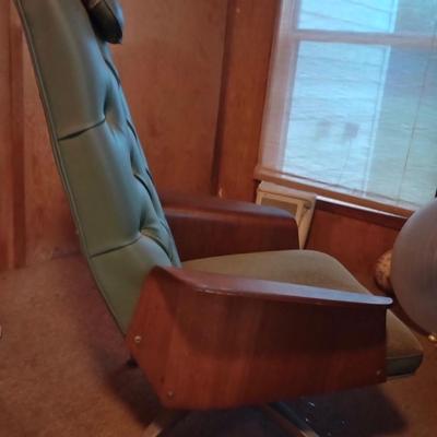 DANISH BENTWOOD SWIVEL/ROCKING CHAIR MID CENTURY