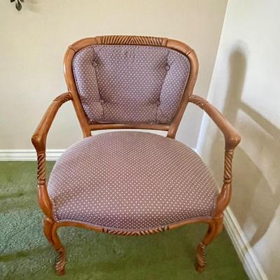 Round Table and 4 Chairs