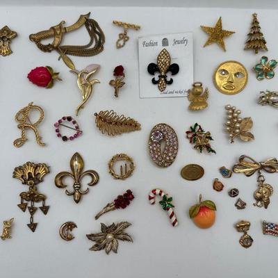 Collection of Brooches (57)