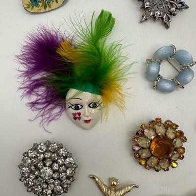 Collection of Brooches (57)