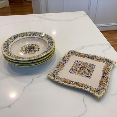 Meridiana Ceramiche Made in Italy 4 bowls and 1 small platter