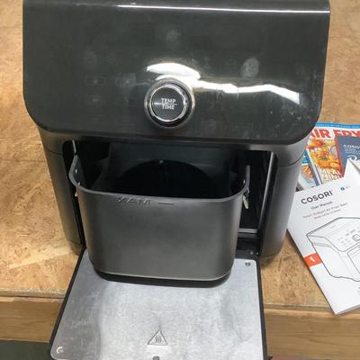 Air Fryer- Cosori with fryer cookbooks