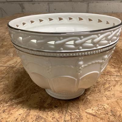 Lenox Bowl 7"H 9"diameter