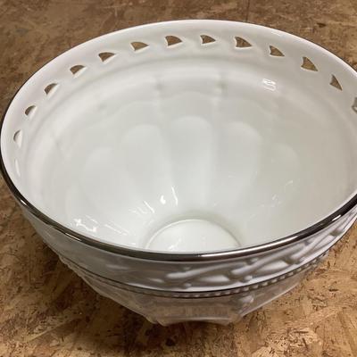 Lenox Bowl 7"H 9"diameter