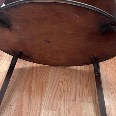 Oval Two Tier Accent Table (GB-MG)