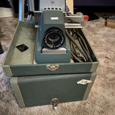 Projector & screen