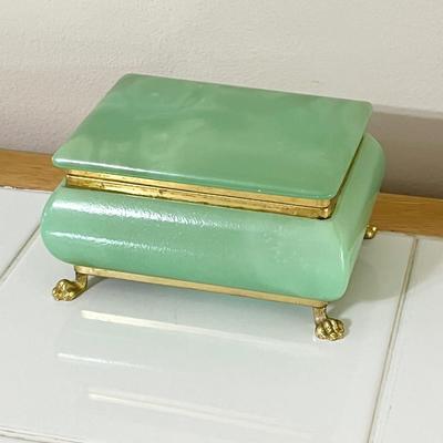 Genuine Alabaster Decorative Trinket Box With Metal Clawfeet Design