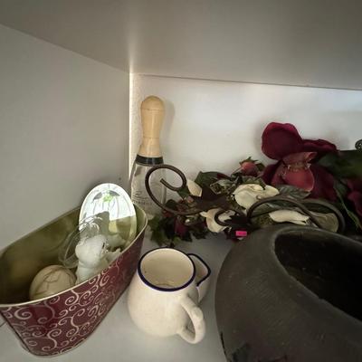 Floral and decor