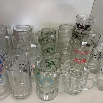 Mugs and glass cups