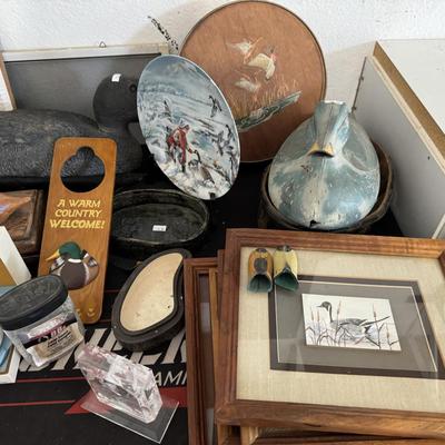 Duck decor, pictures, and table