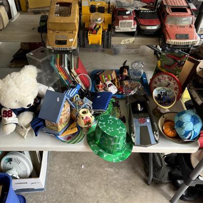 Toys and toy cars