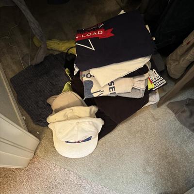 Men’s Clothing