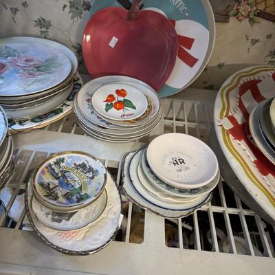 Decorative Dishes