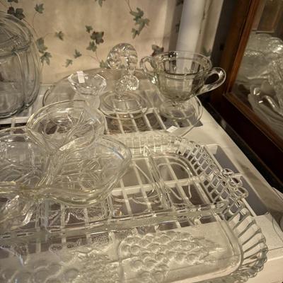 Serving dishes