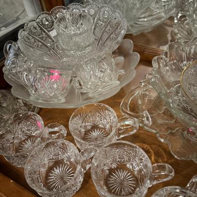 Serving dishes