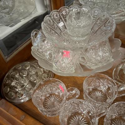 Serving dishes