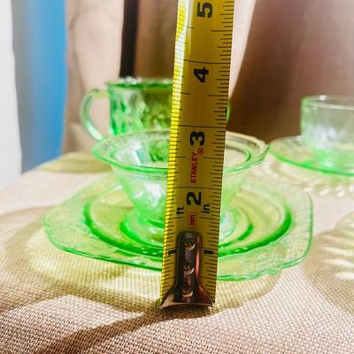 Green Glass Vintage Uranium Glass Set 8 Items