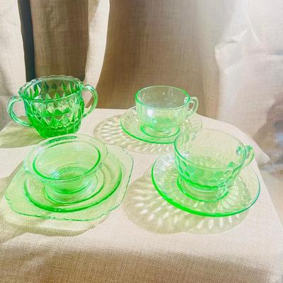 Green Glass Vintage Uranium Glass Set 8 Items