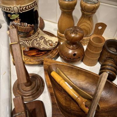 Wooden Dishes