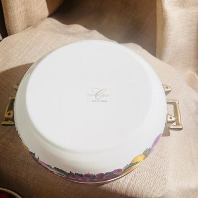 Cornucopia Vintage Dutch Oven Pot with Lid New