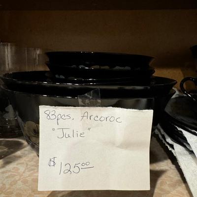 Arcoroc “Julie” dishes