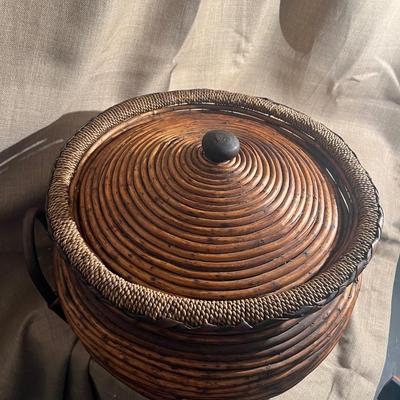 Vintage Pencil Reed Coiled Low Lid Basket Large