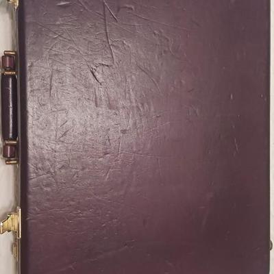Heritage Burgundy /Maroon Leather Attaché Briefcase Suede Interior Front Change Combination Lock