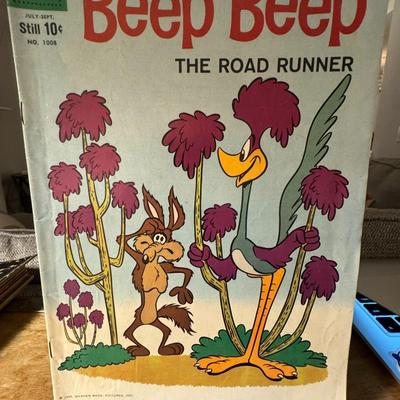 Road Runner "Beep Beep" #1008 - 10 cent comic