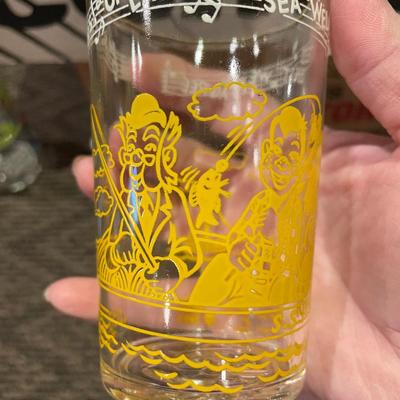 6 Howdy Doody glasses