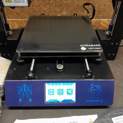 Anycubic 13 Mega i3-D Printer with accessories - unit powers on