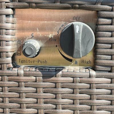 LA-Z-BOY ~ All Weather Wicker 5 Piece Outdoor Set ~ Fire Pit ~ *Read Details