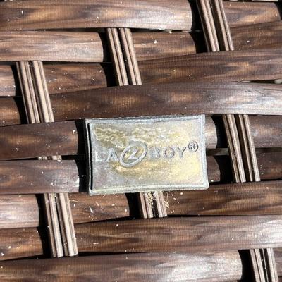 LA-Z-BOY ~ All Weather Wicker 5 Piece Outdoor Set ~ Fire Pit ~ *Read Details