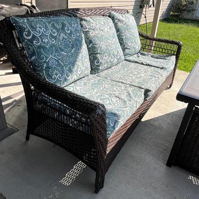 LA-Z-BOY ~ All Weather Wicker 5 Piece Outdoor Set ~ Fire Pit ~ *Read Details