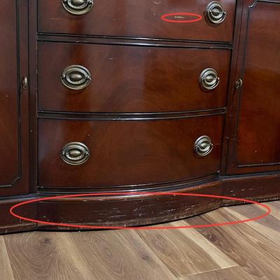 DREXEL ~ Mahogany Bow Glass China Cabinet ~ * Read Details