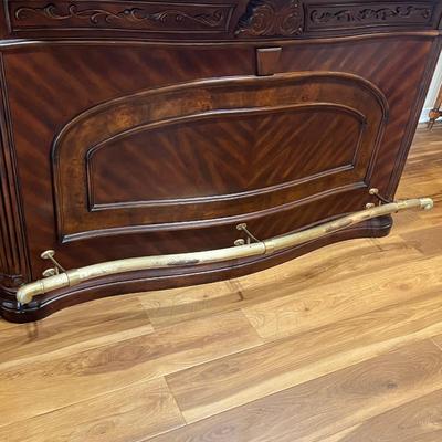 AICO ~ MICHEAL AMINI ~ Inlaid Marble Top Bar