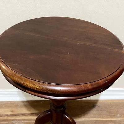 26” Tall Mahogany Pedestal Side Table