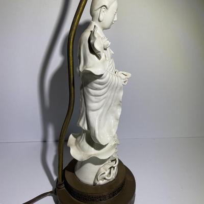 Vintage Blanc de Chine Chinoiserie Figural White Porcelain Table Lamp 15.5" Tall w/No Shade as Pictured.