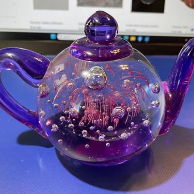 Dynasty Gallery Heirloom Collectibles Purple/Bubbles Teapot Paperweight 5" Wide & 3.5" Tall in Good Condition.