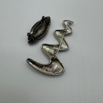 Black Glass Box and Silver Jewelry (LR- TF)