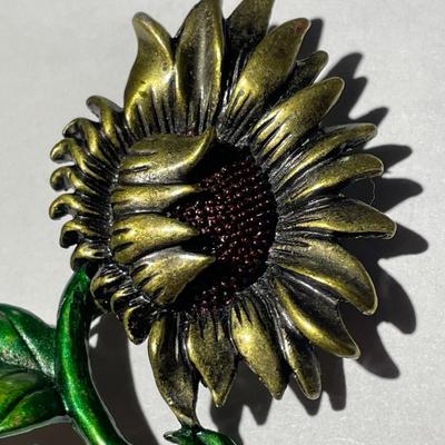 Vintage SUNFLOWER BROOCH 1969 Dominick Avellino Enameled Stamped DD Metallic Finished Fashion Pin.