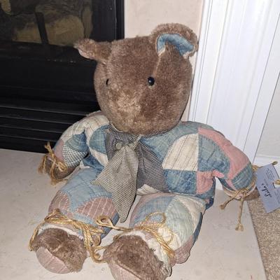 Leila's Quilt Bear