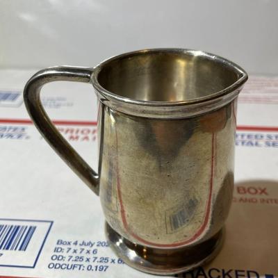 Vintage Reed & Barton Creamer 4S10, Silver Soldered, 4oz, 3" Tall in Good Preowned Condition.
