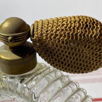 Devilbiss Art Deco Made in USA Etched Glass Perfume Bottle in Good Preowned Condition.